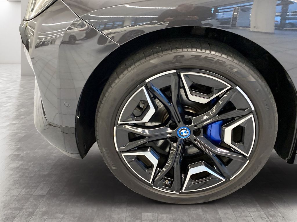 BMW iX 2023