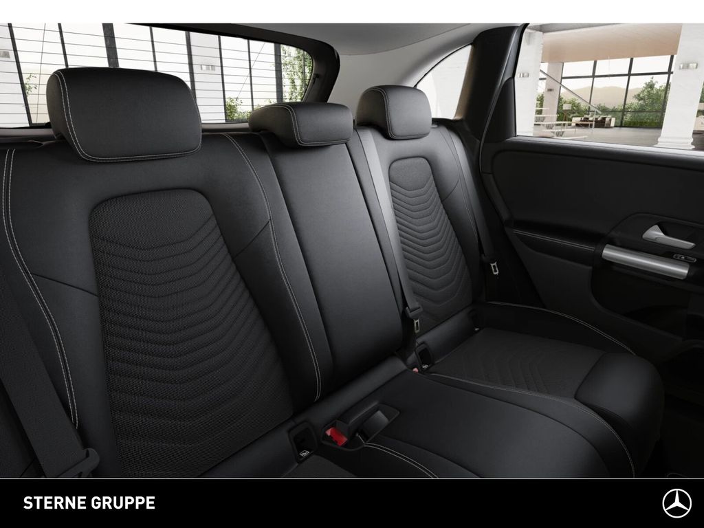 Mercedes-Benz B 250 2023