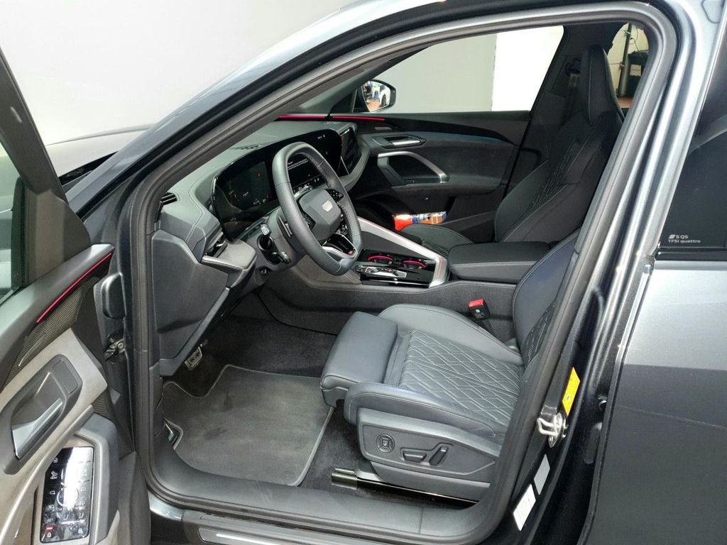 Audi SQ5 2025