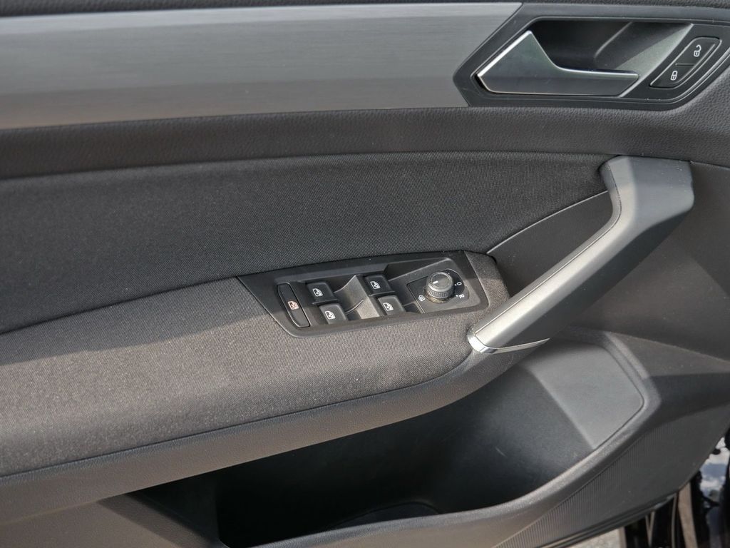 Volkswagen Touran 2021