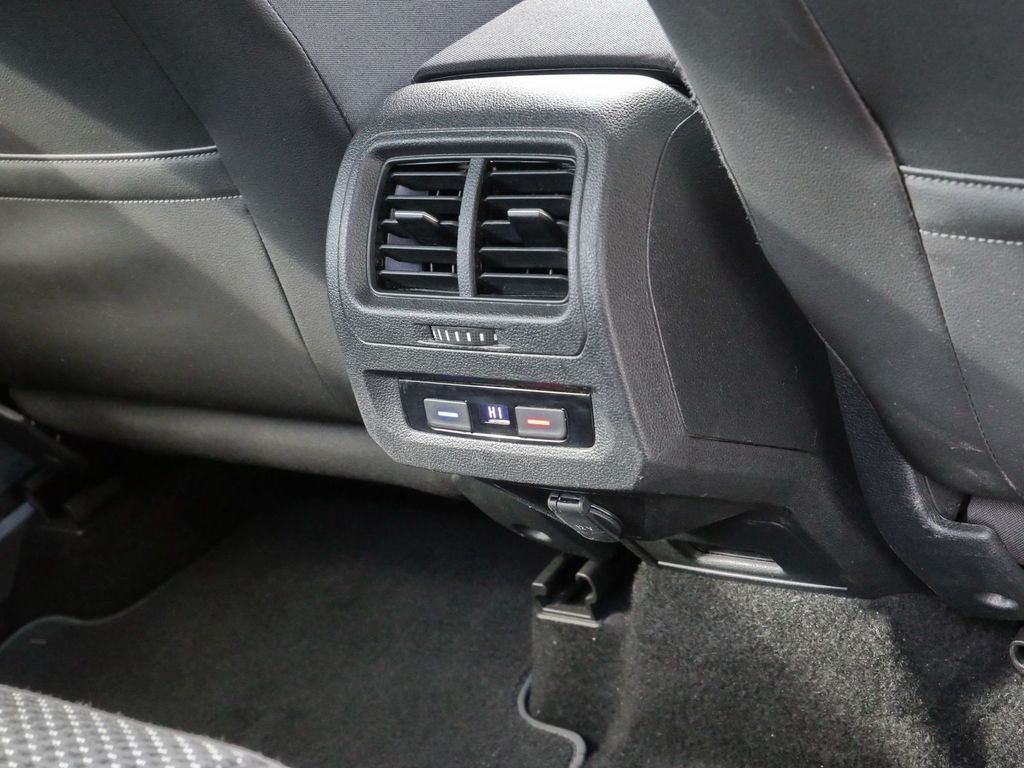 Volkswagen Touran 2021