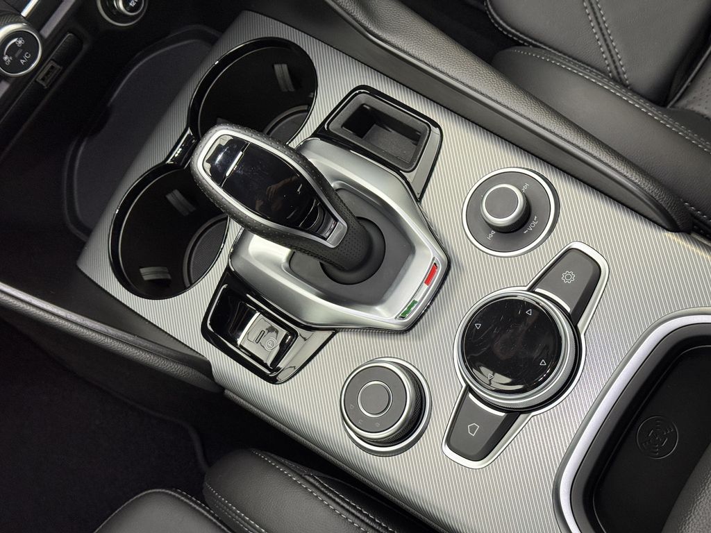 Alfa Romeo Giulia 2023