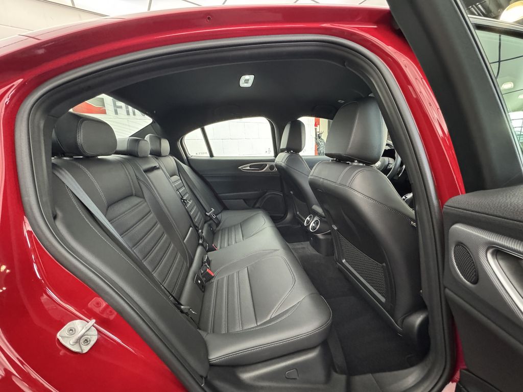 Alfa Romeo Giulia 2023