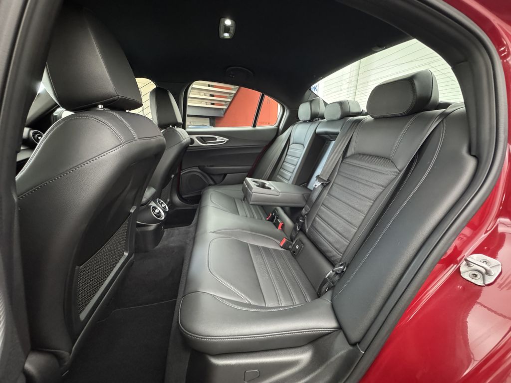 Alfa Romeo Giulia 2023