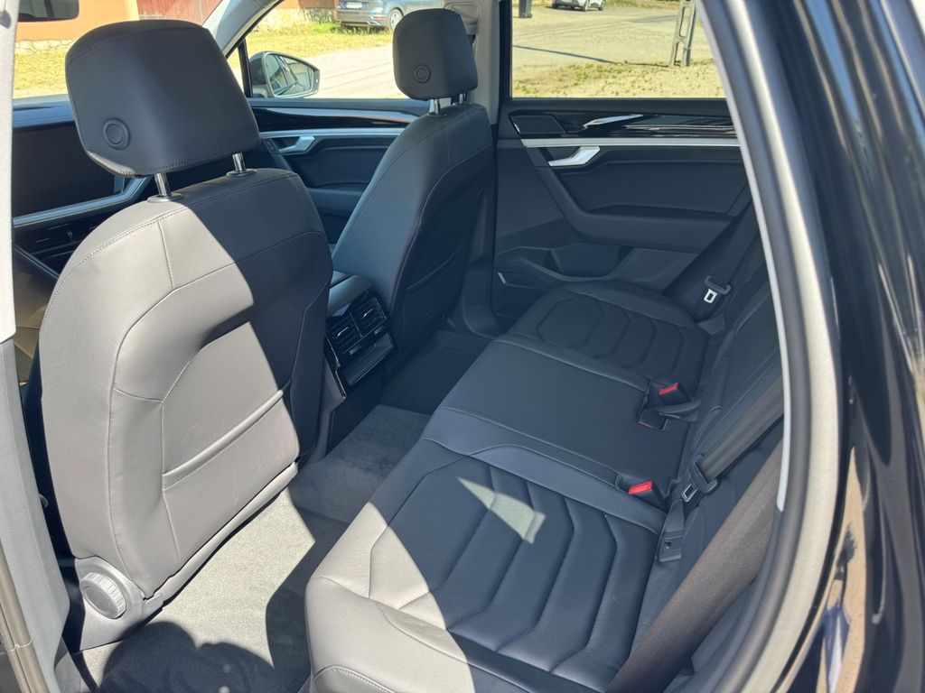 Volkswagen Touareg 2025