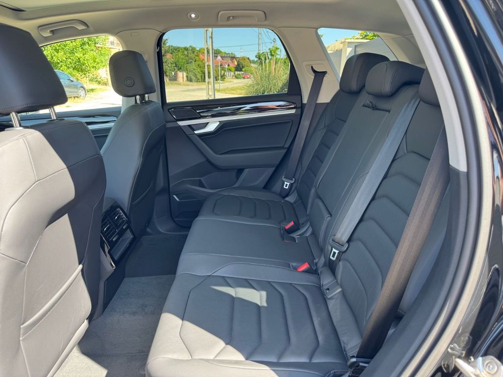 Volkswagen Touareg 2025