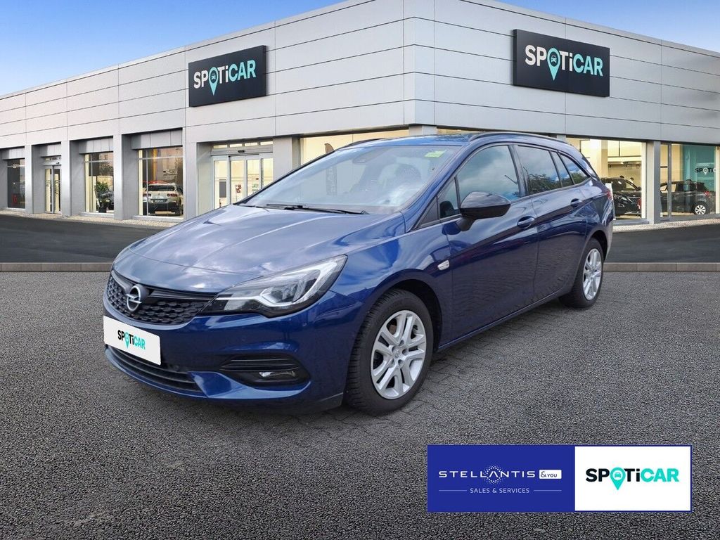 Opel Astra 2021