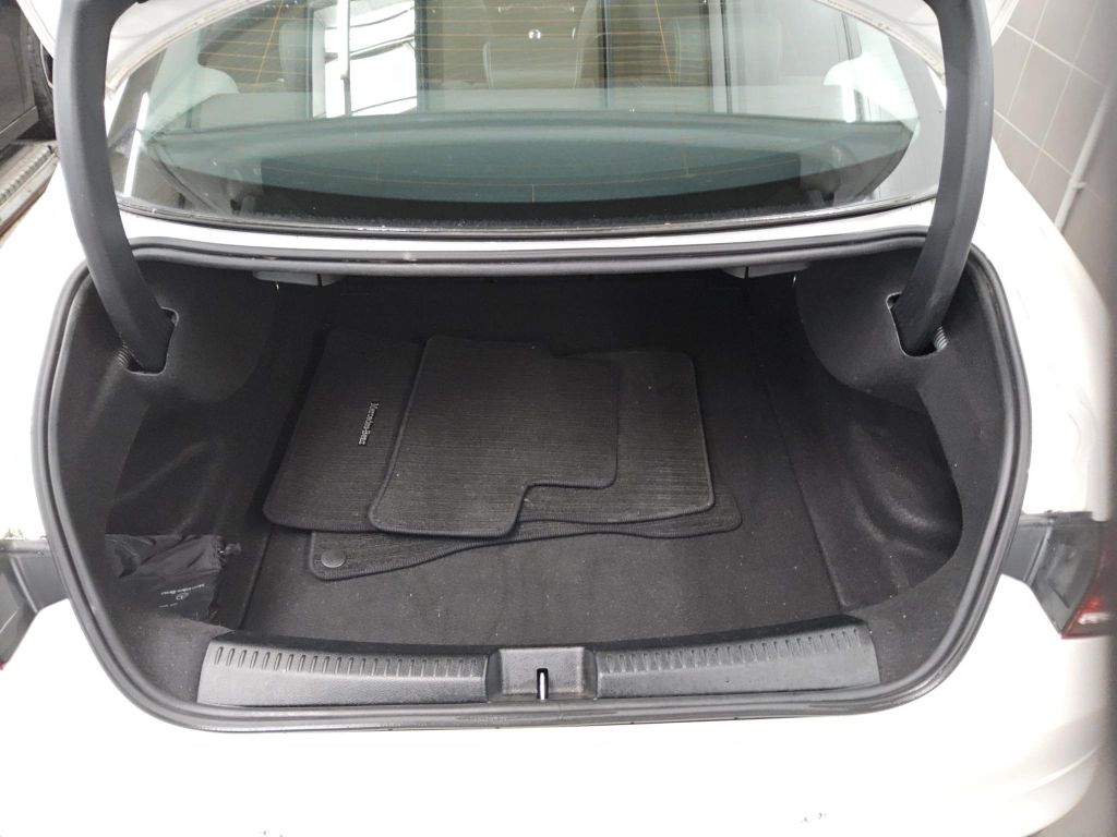 Mercedes-Benz CLA 200 2021