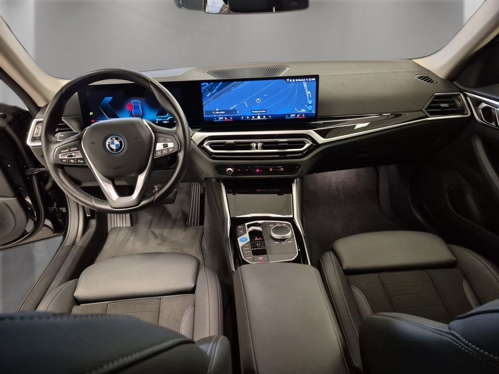 BMW i4 2023