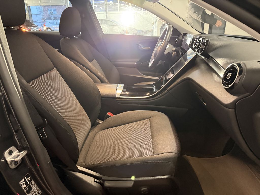 Mercedes-Benz C 220 2023