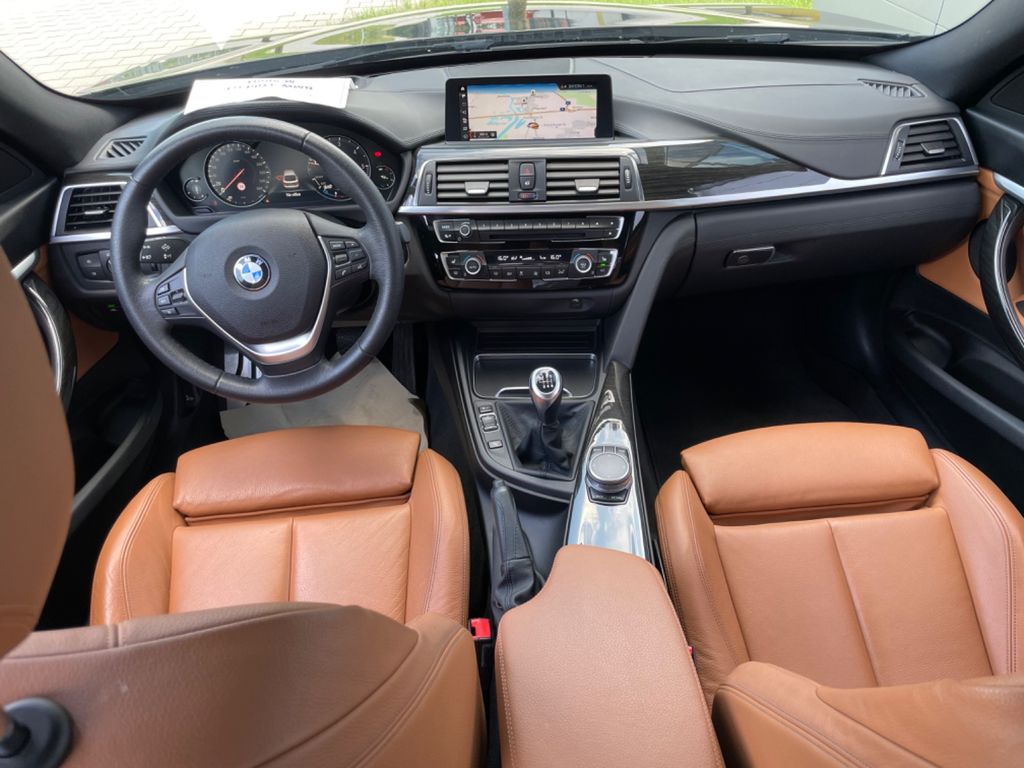 BMW 318 Gran Turismo 2018