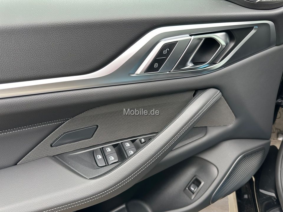 BMW i4 2025