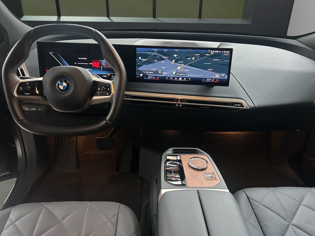 BMW iX 2023