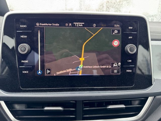 Volkswagen T-Roc 2024