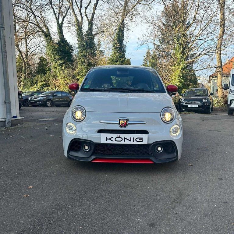 Abarth 595 2022