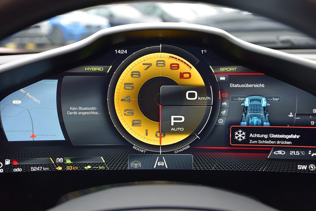 Ferrari 296 GTB 2024