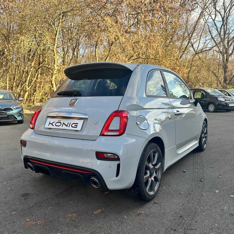 Abarth 595 2022