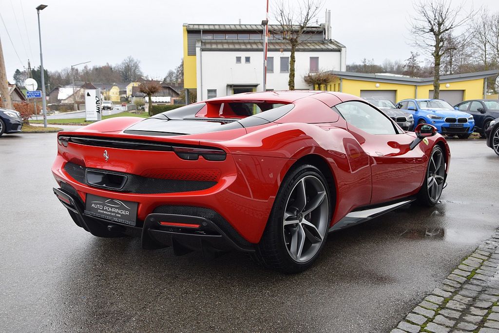 Ferrari 296 GTB 2024