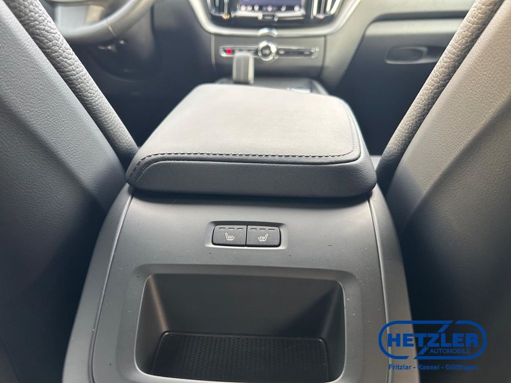 Volvo XC60 2025