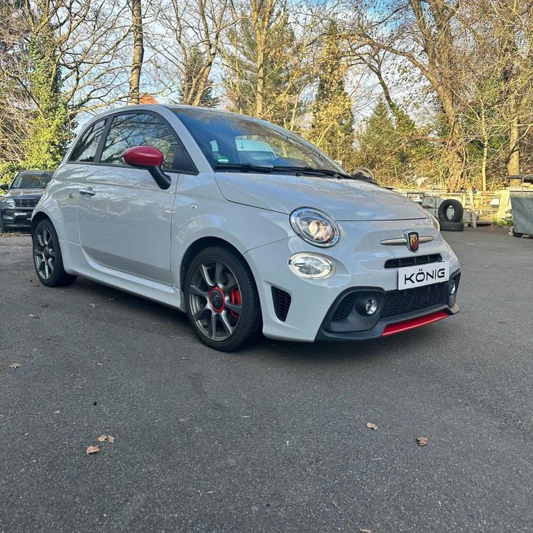 Abarth 595 2022