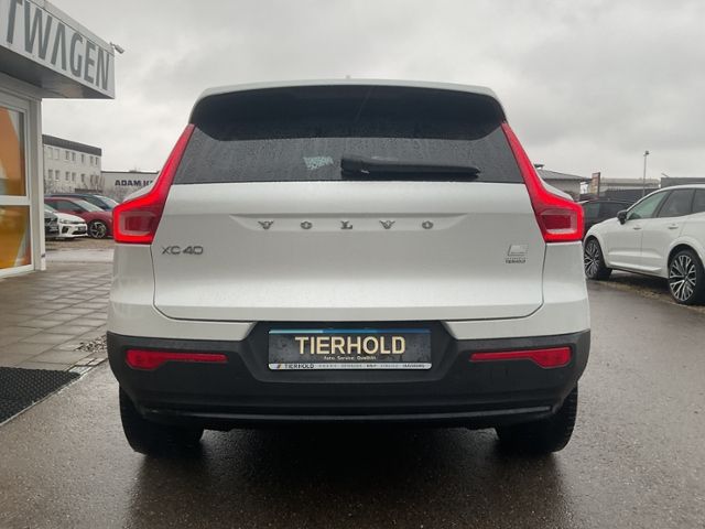 Volvo XC40 2022