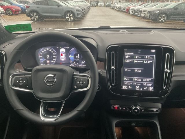 Volvo XC40 2022