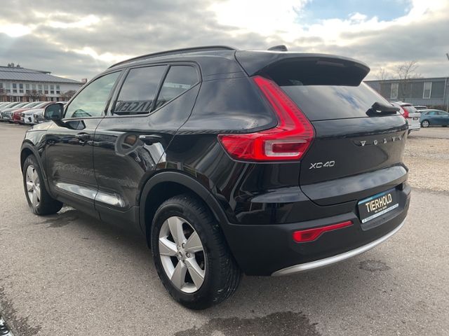 Volvo XC40 2022