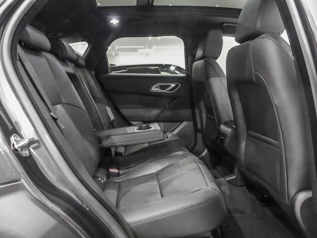Land Rover Range Rover Velar 2025