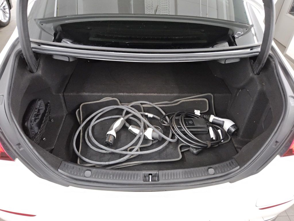 Mercedes-Benz E 300 2022