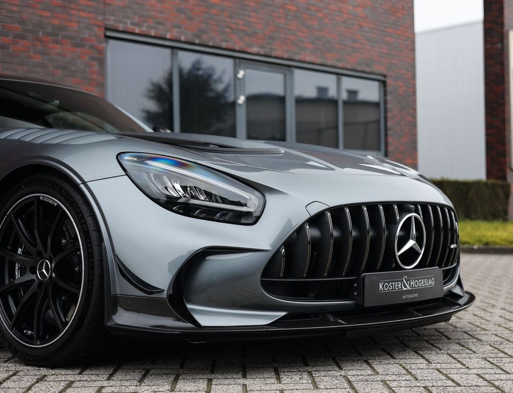 Mercedes-Benz AMG GT 2024