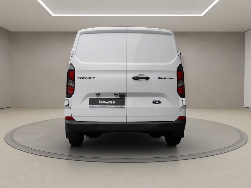 Ford Tourneo Custom 2025