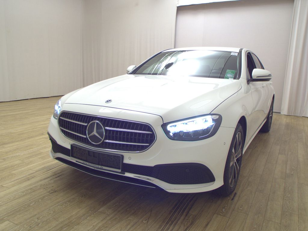 Mercedes-Benz E 300 2022