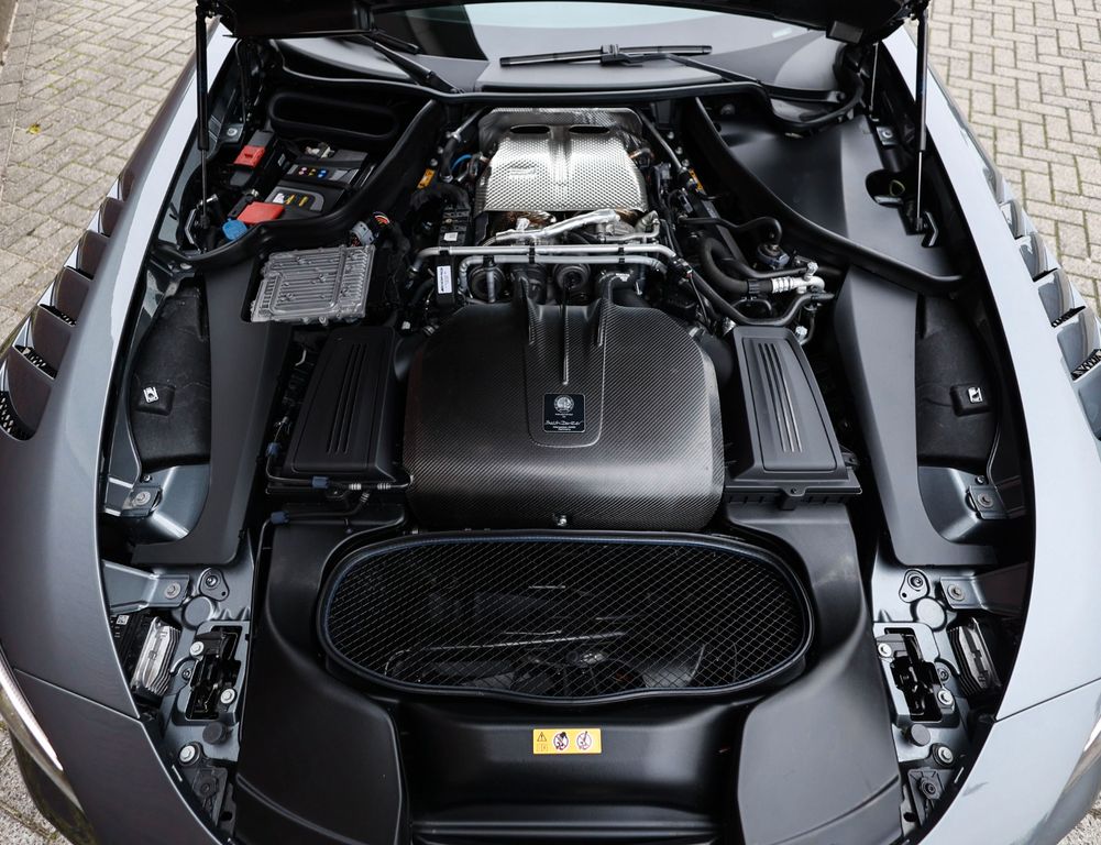 Mercedes-Benz AMG GT 2024