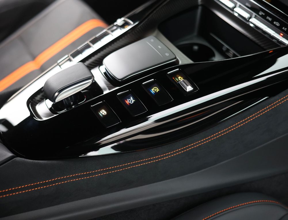 Mercedes-Benz AMG GT 2024