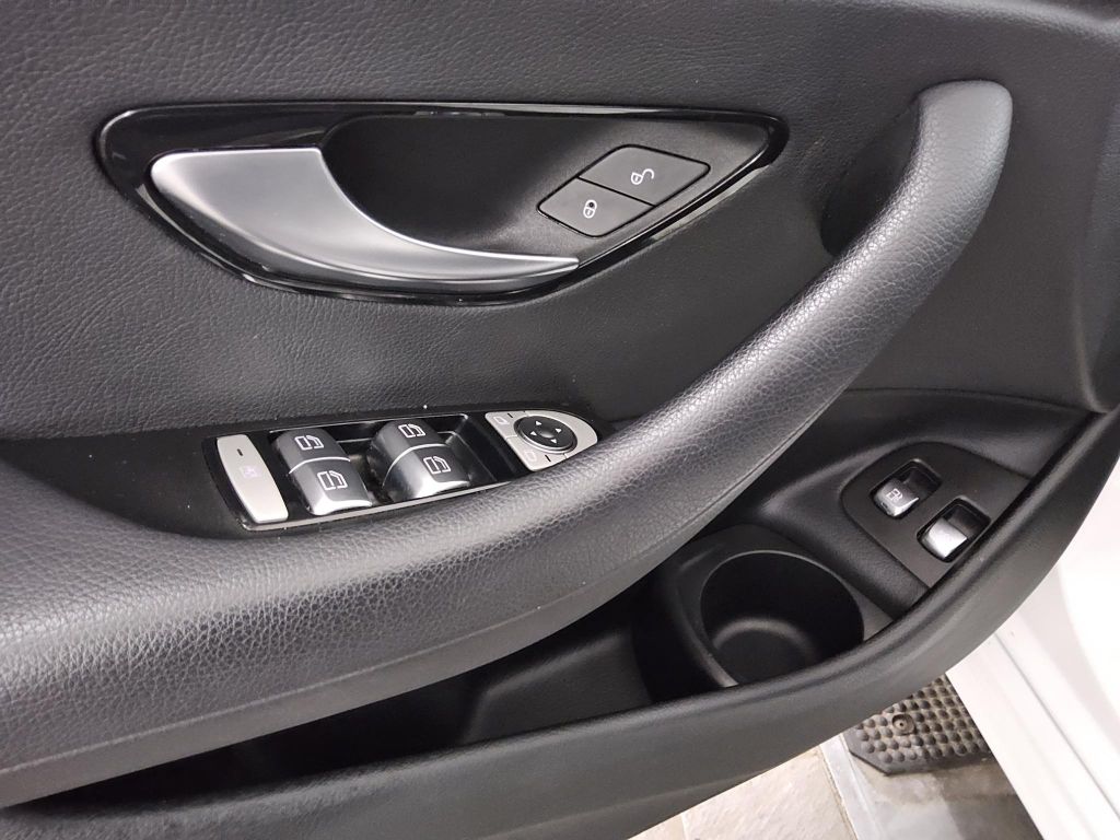 Mercedes-Benz E 300 2022