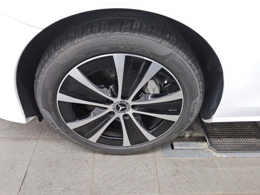 Mercedes-Benz E 300 2022