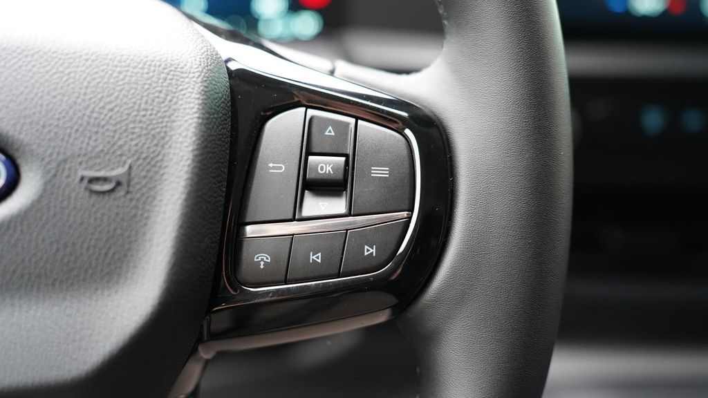 Ford Tourneo Custom 2025