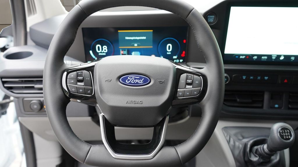 Ford Tourneo Custom 2025