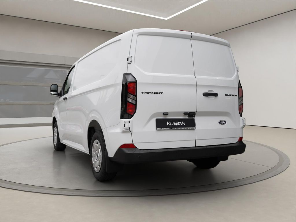 Ford Tourneo Custom 2025