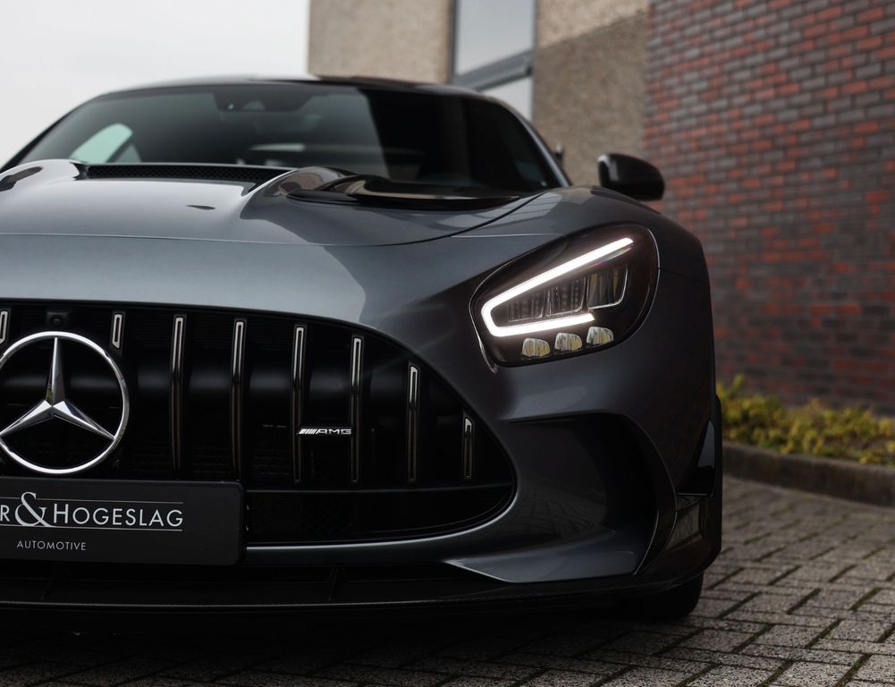 Mercedes-Benz AMG GT 2024