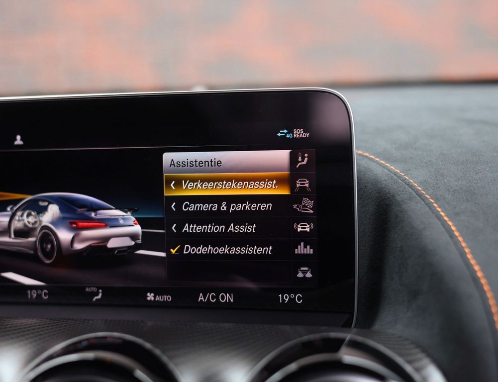 Mercedes-Benz AMG GT 2024