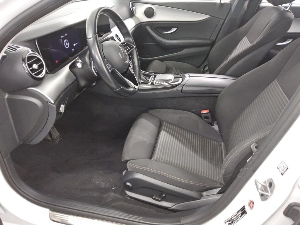 Mercedes-Benz E 300 2022