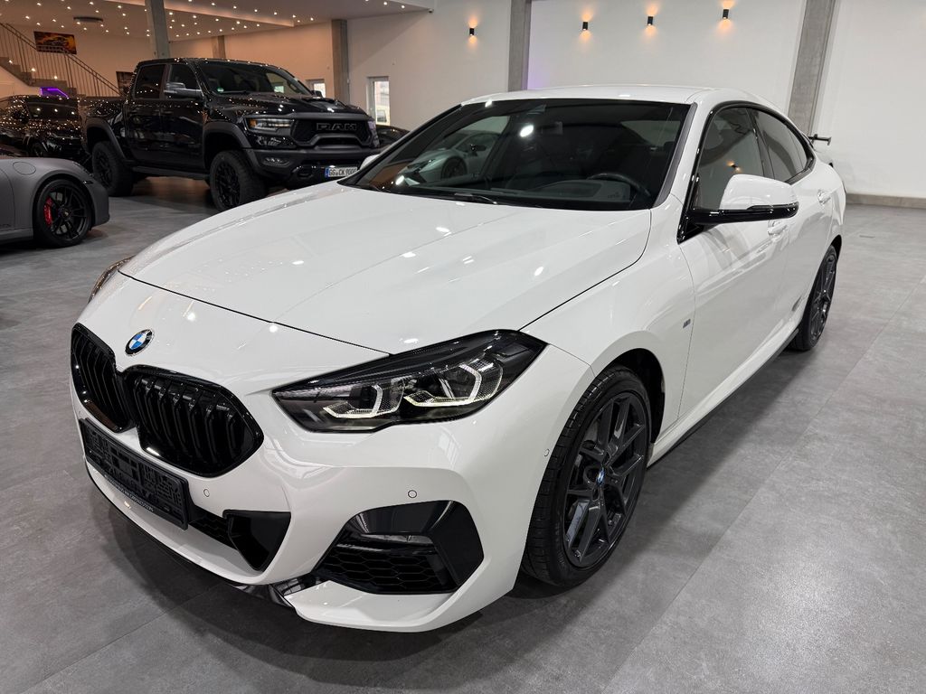 BMW 218 2024