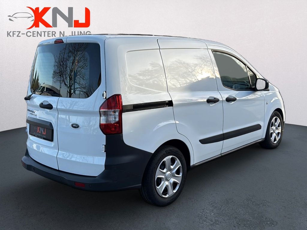 Ford Transit Courier 2021