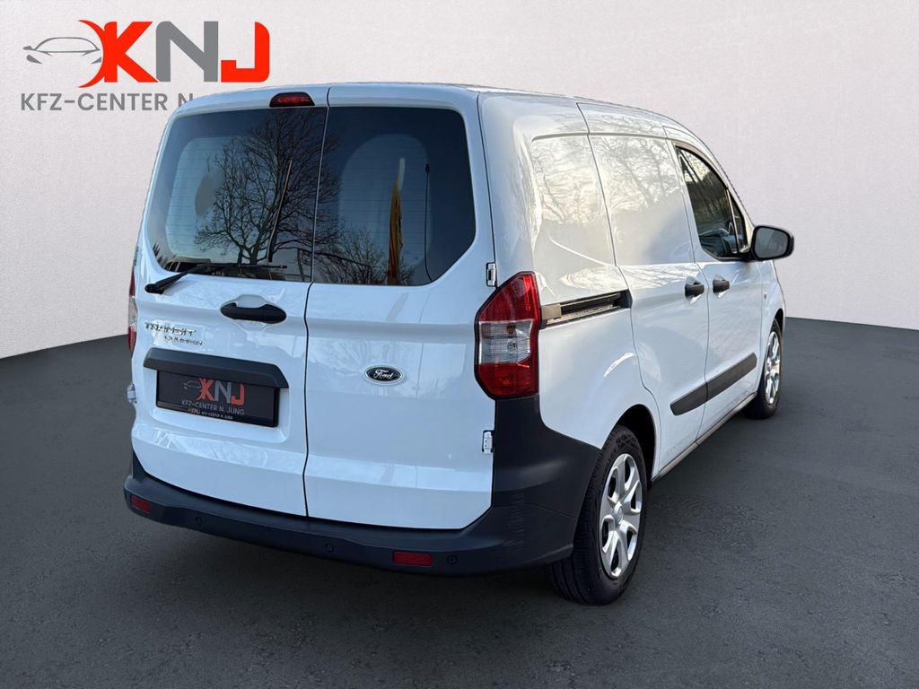 Ford Transit Courier 2021