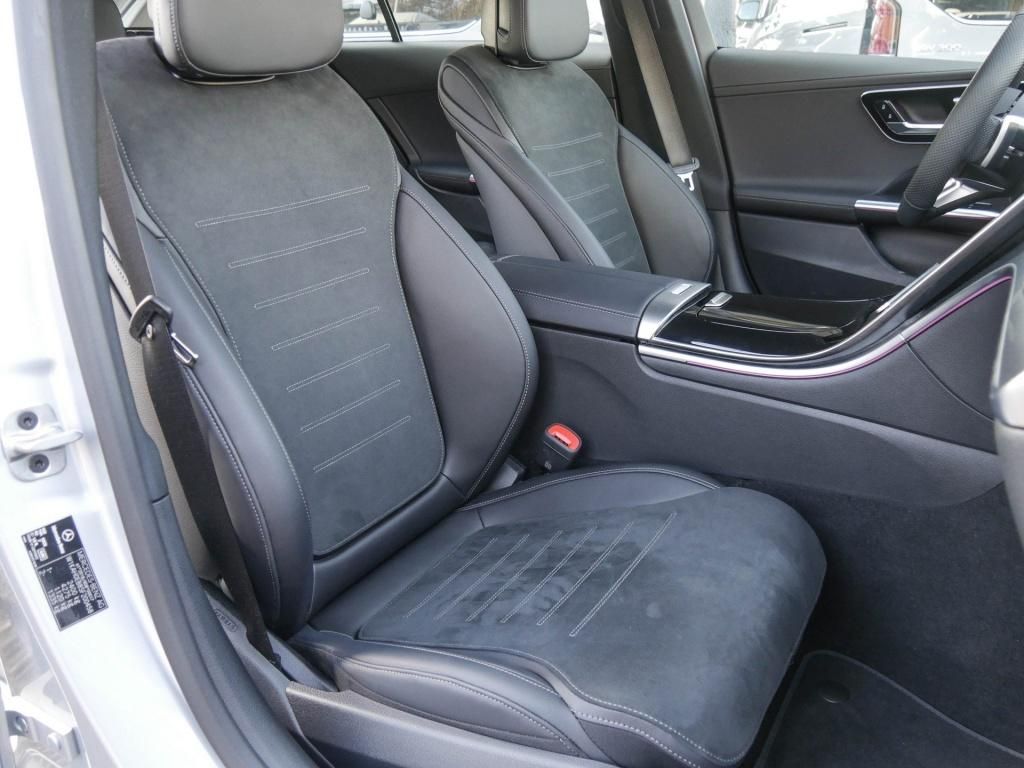 Mercedes-Benz C 220 2025