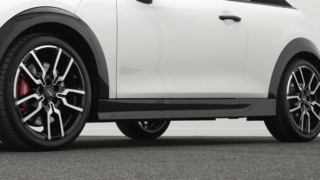 MINI John Cooper Works Cabrio 2025