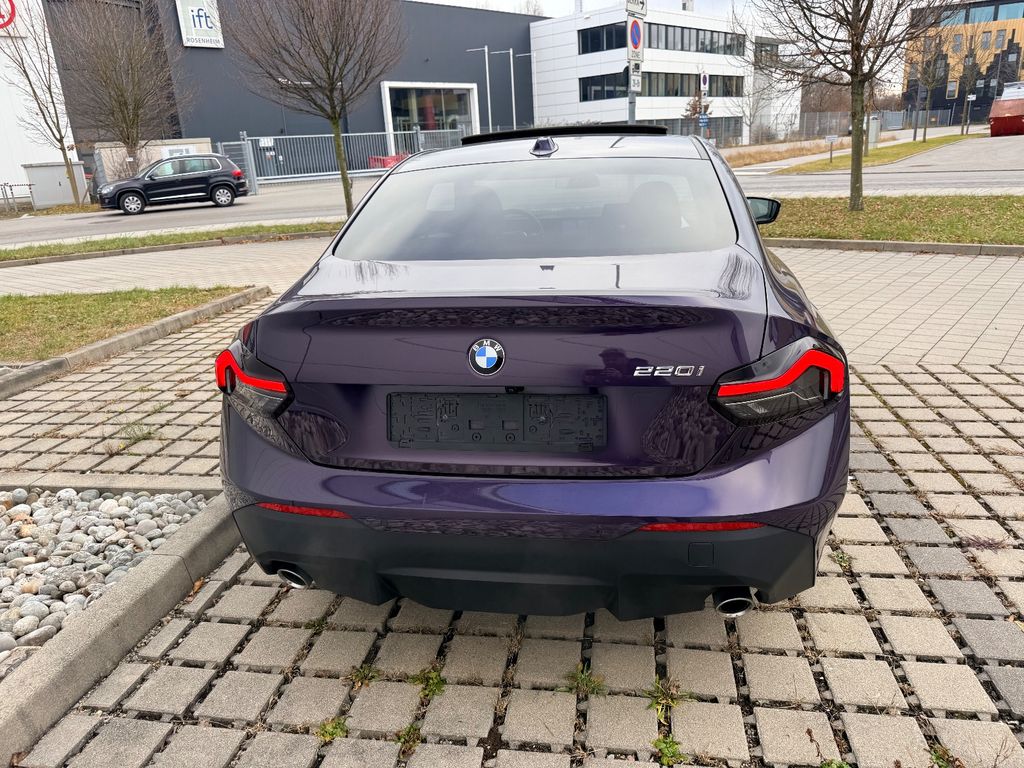 BMW 220 2022