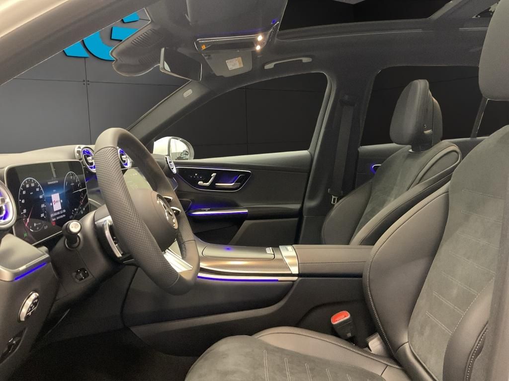 Mercedes-Benz GLC 300 2025