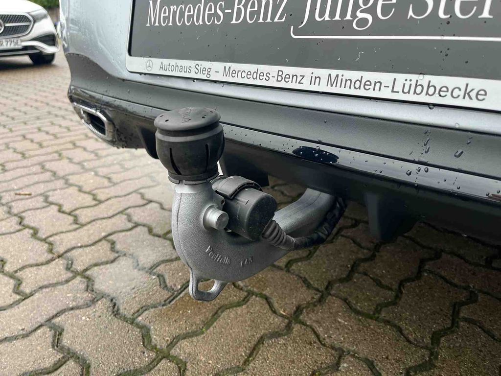 Mercedes-Benz CLA 200 2025